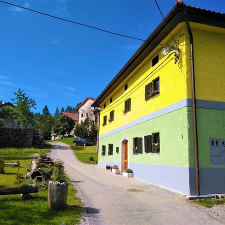 Apartmaji Pr-Gujlu Sela Nad Podmelcem 5220 Tolmin Podmelec Kültér fotó