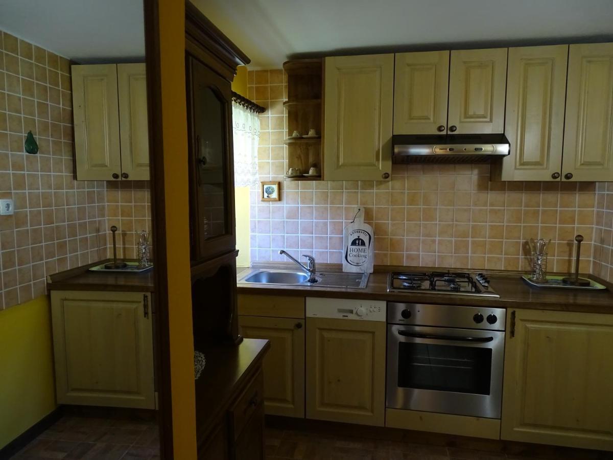 Apartmaji Pr-Gujlu Sela Nad Podmelcem 5220 Tolmin Podmelec Kültér fotó