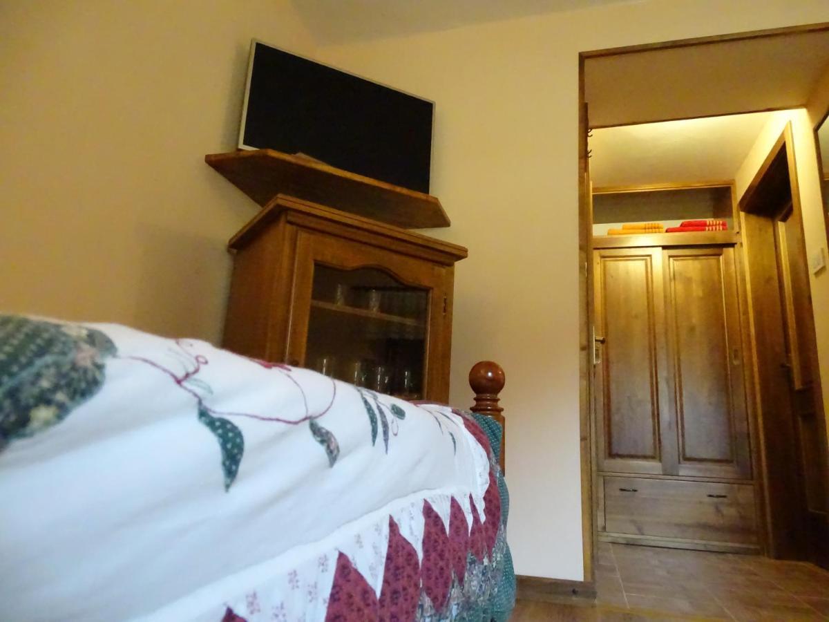 Apartmaji Pr-Gujlu Sela Nad Podmelcem 5220 Tolmin Podmelec Kültér fotó