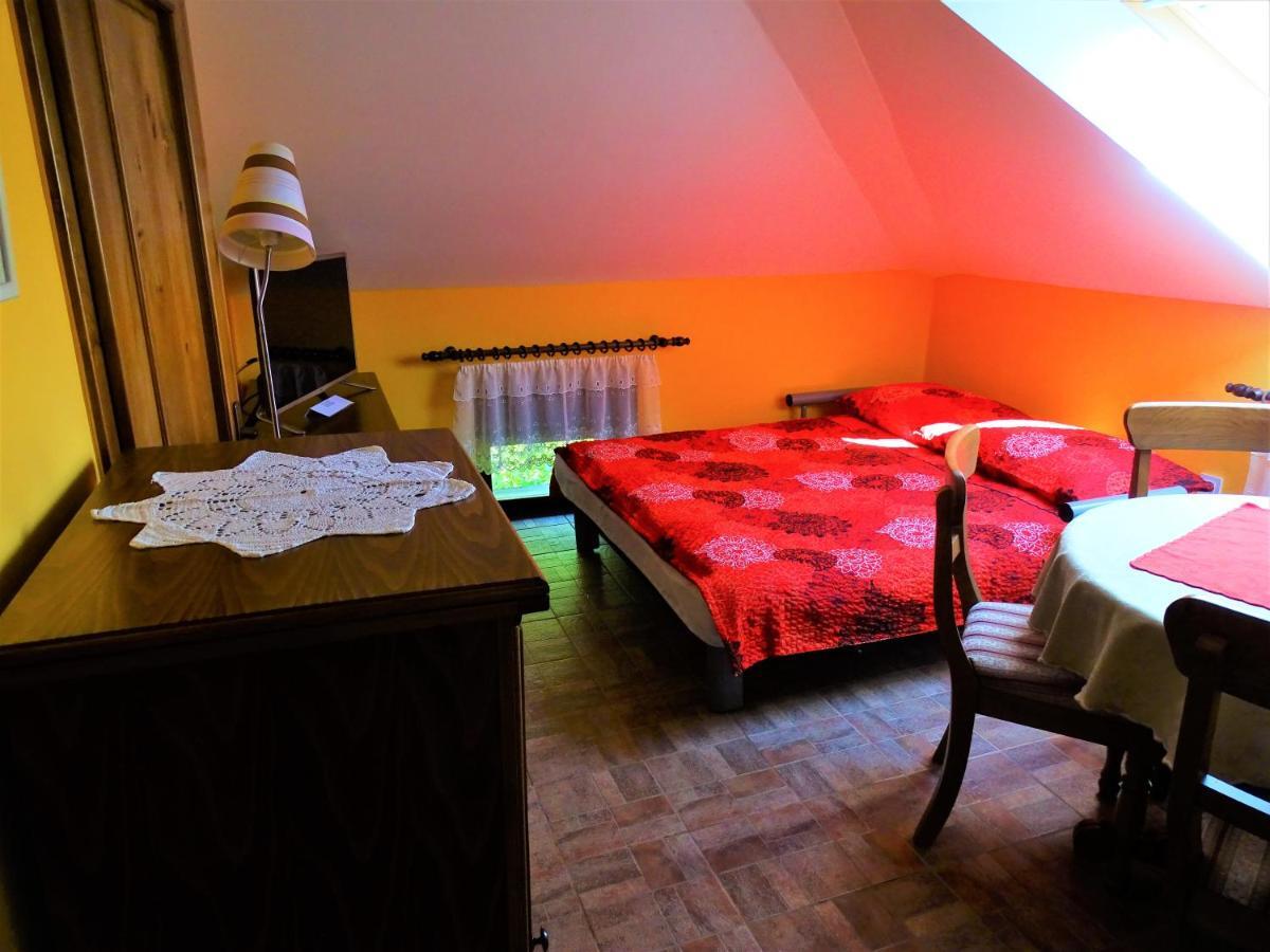 Apartmaji Pr-Gujlu Sela Nad Podmelcem 5220 Tolmin Podmelec Kültér fotó