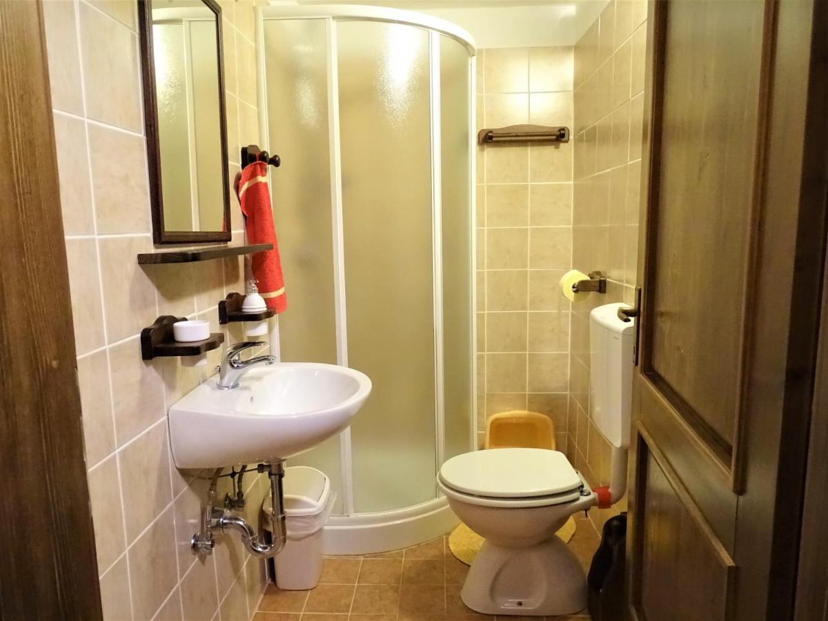 Apartmaji Pr-Gujlu Sela Nad Podmelcem 5220 Tolmin Podmelec Kültér fotó